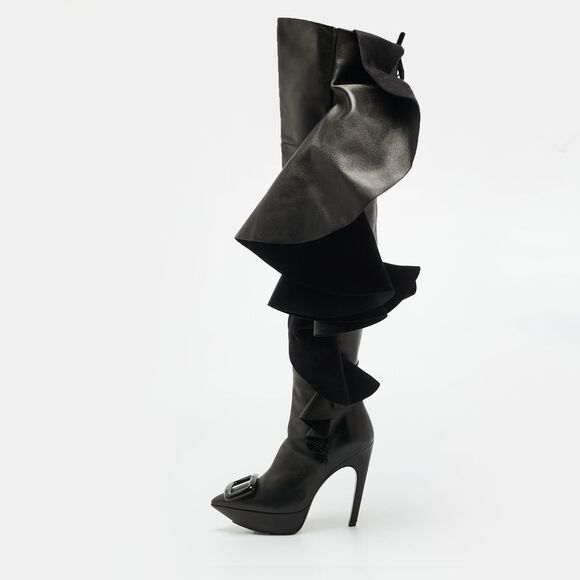 Roger Vivier Shoes - Roger Vivier Viv Size 40 Black Leather Knee Length Boots